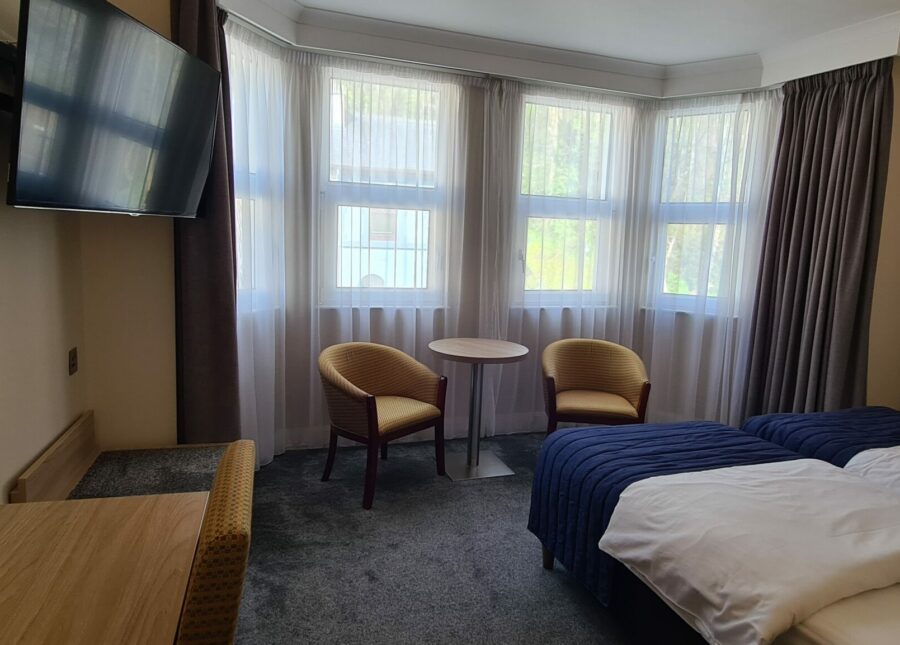 Classic Twin Room | The Empress Hotel