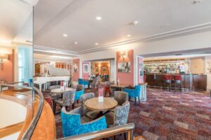 Piano Bar | The Empress Hotel