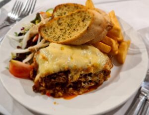 Piano Bar Meals | The Empress Hotel