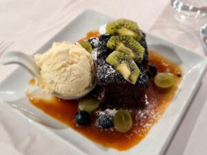 Piano Bar Meals | The Empress Hotel