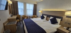 Classic Twin Room | The Empress Hotel