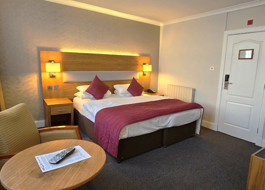 Seaview Twin Double Room | The Empress Hotel